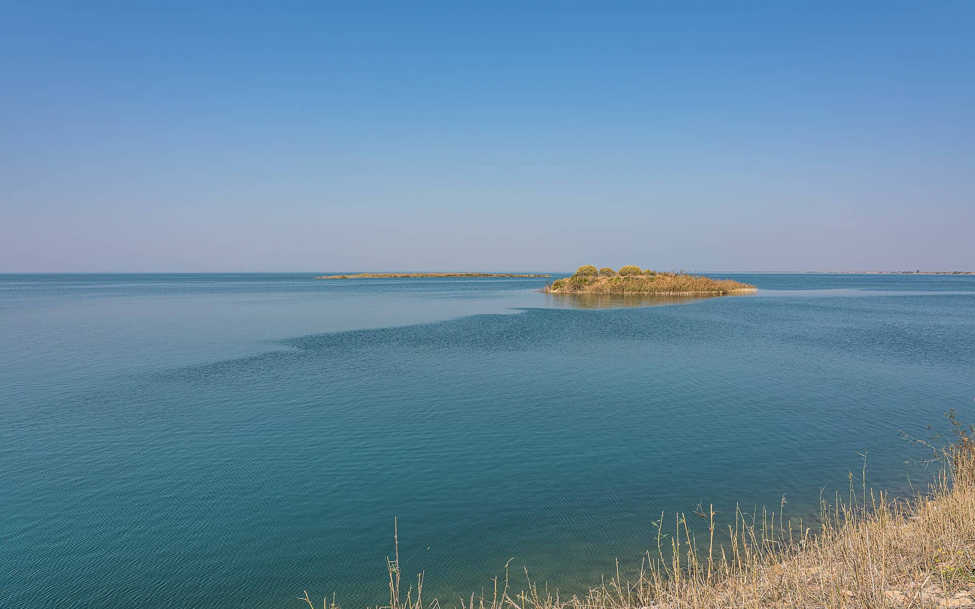 Keenjhar Lake