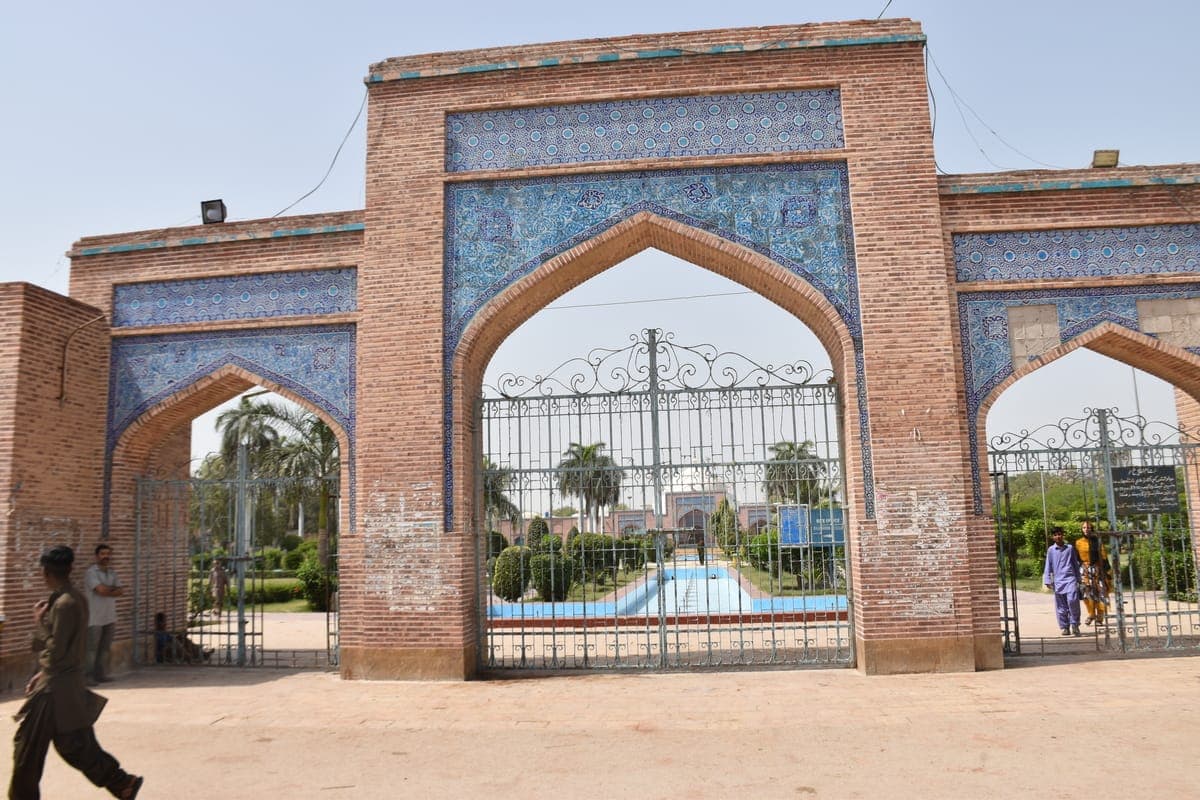 Shah Jahan Mosque, Thatta