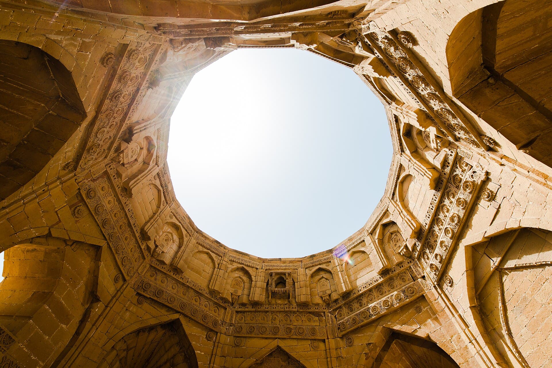 Thatta, Makli & Keenjhar