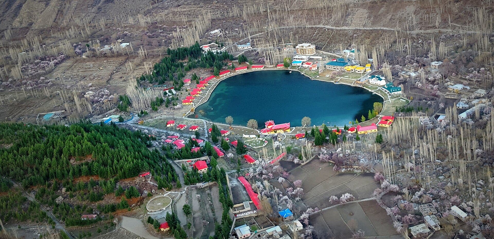 Shangrila & Lower Kachura Lake