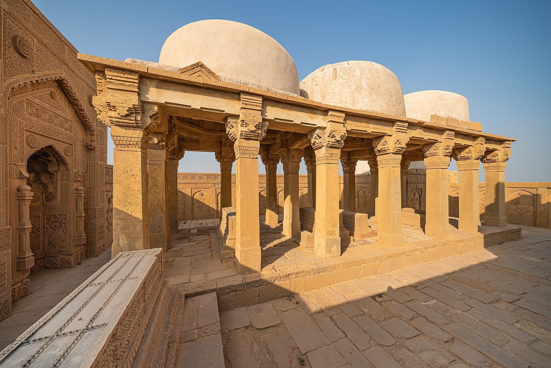 Thatta, Makli & Keenjhar