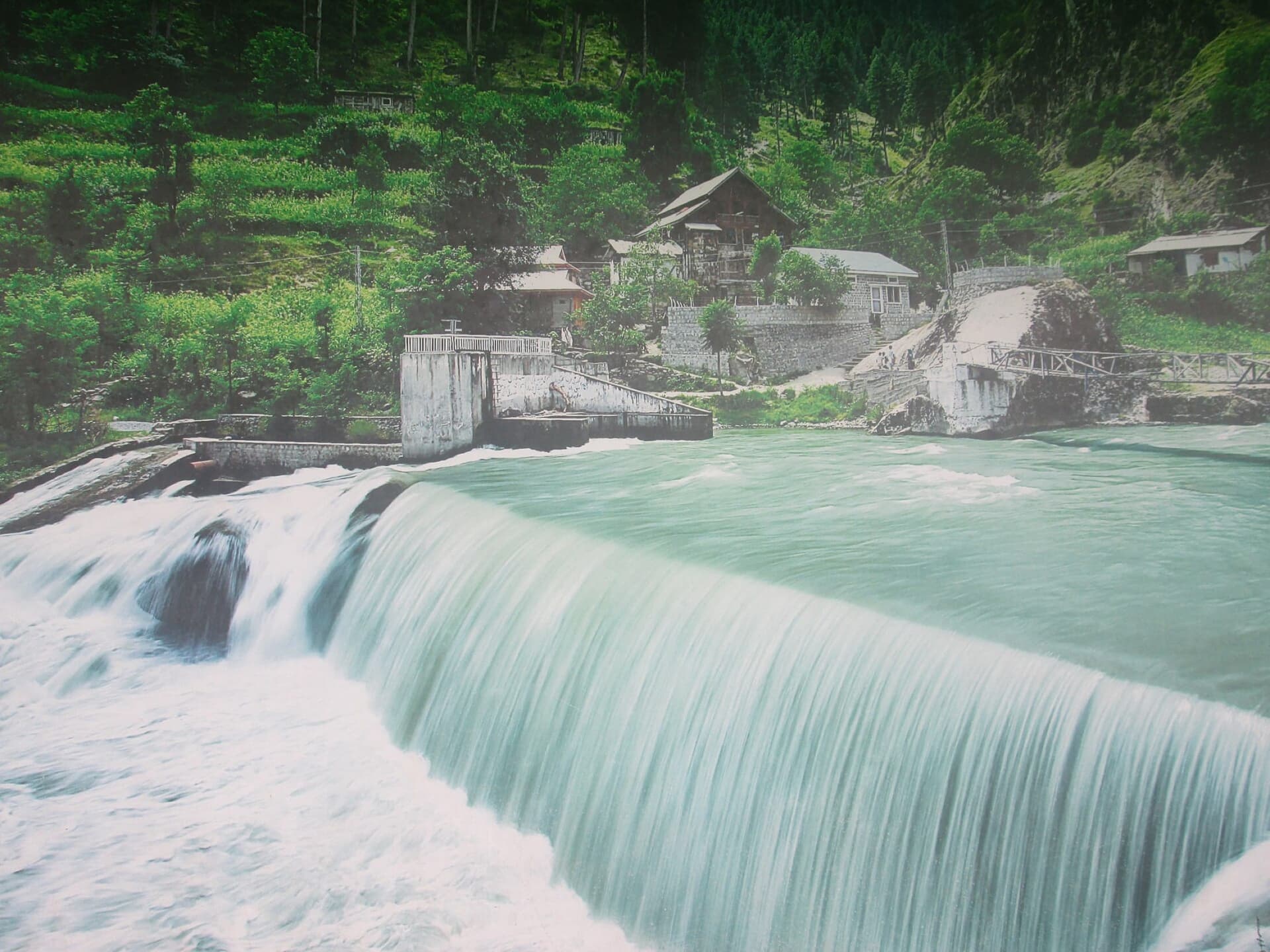 Kutton Waterfall