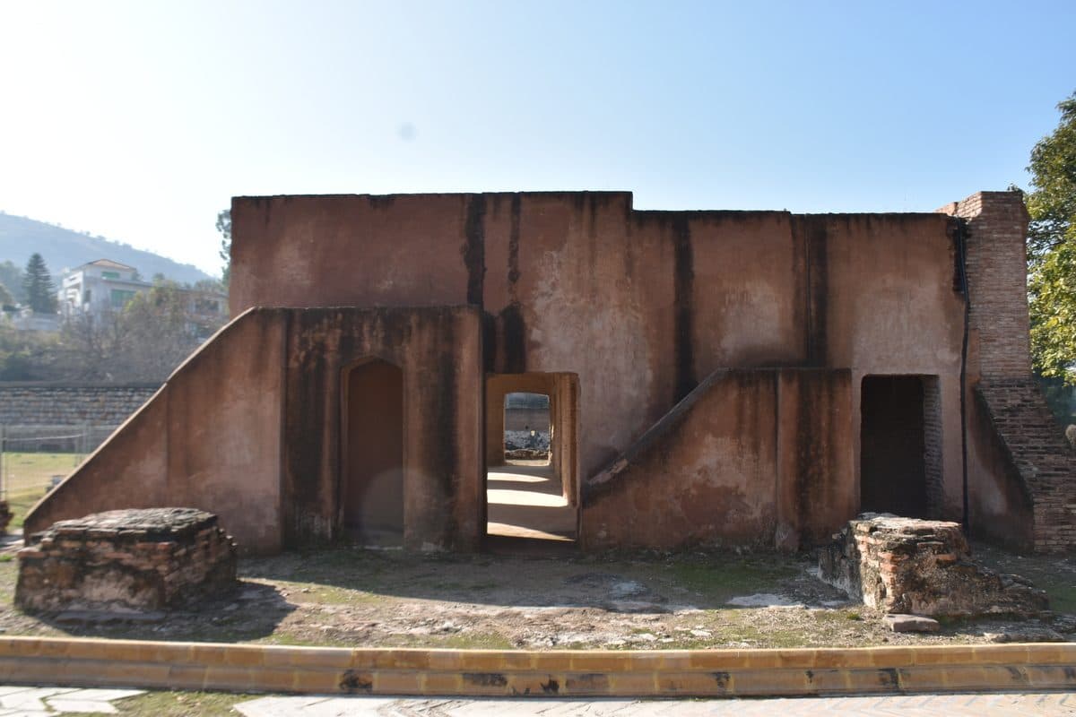 Farud Gah, Shahan e Mughlia