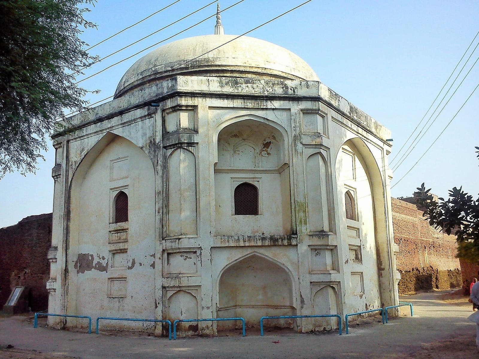 Mir Chakar's Tomb