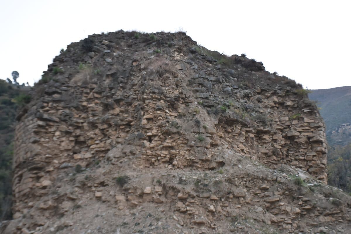 Shina shah Stupa