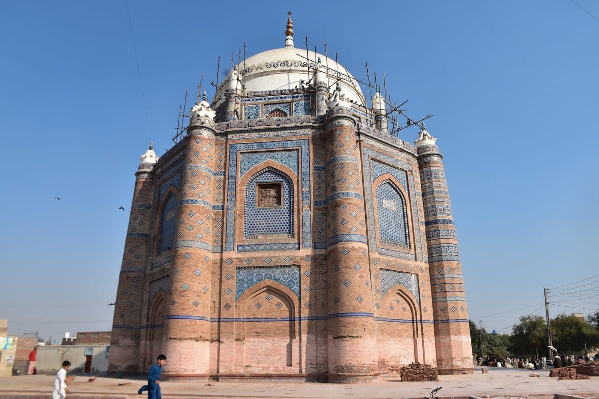 Tomb of Shah Ali Akbar