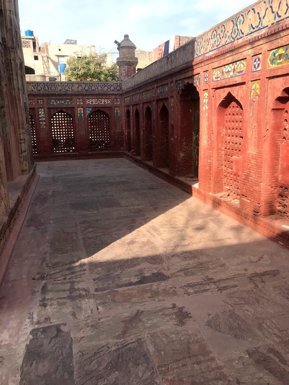 Tomb of Shah Burhan