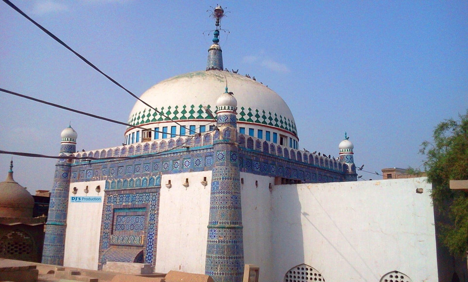 Tomb of Khwaja Awais Khagga