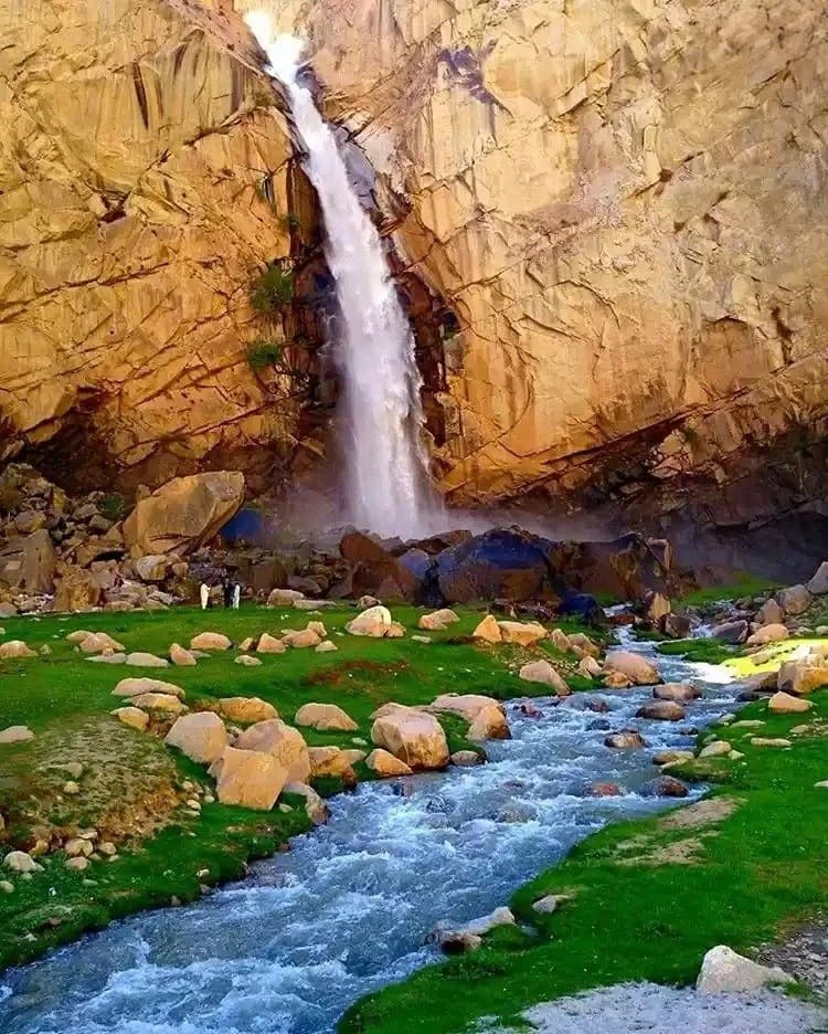 Khamush Waterfall
