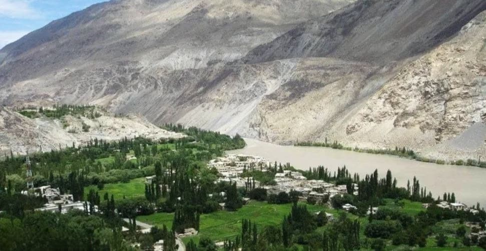Mehdiabad Valley