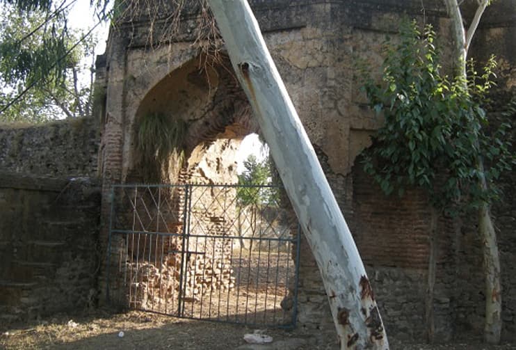 Saraa-e-Saadabad