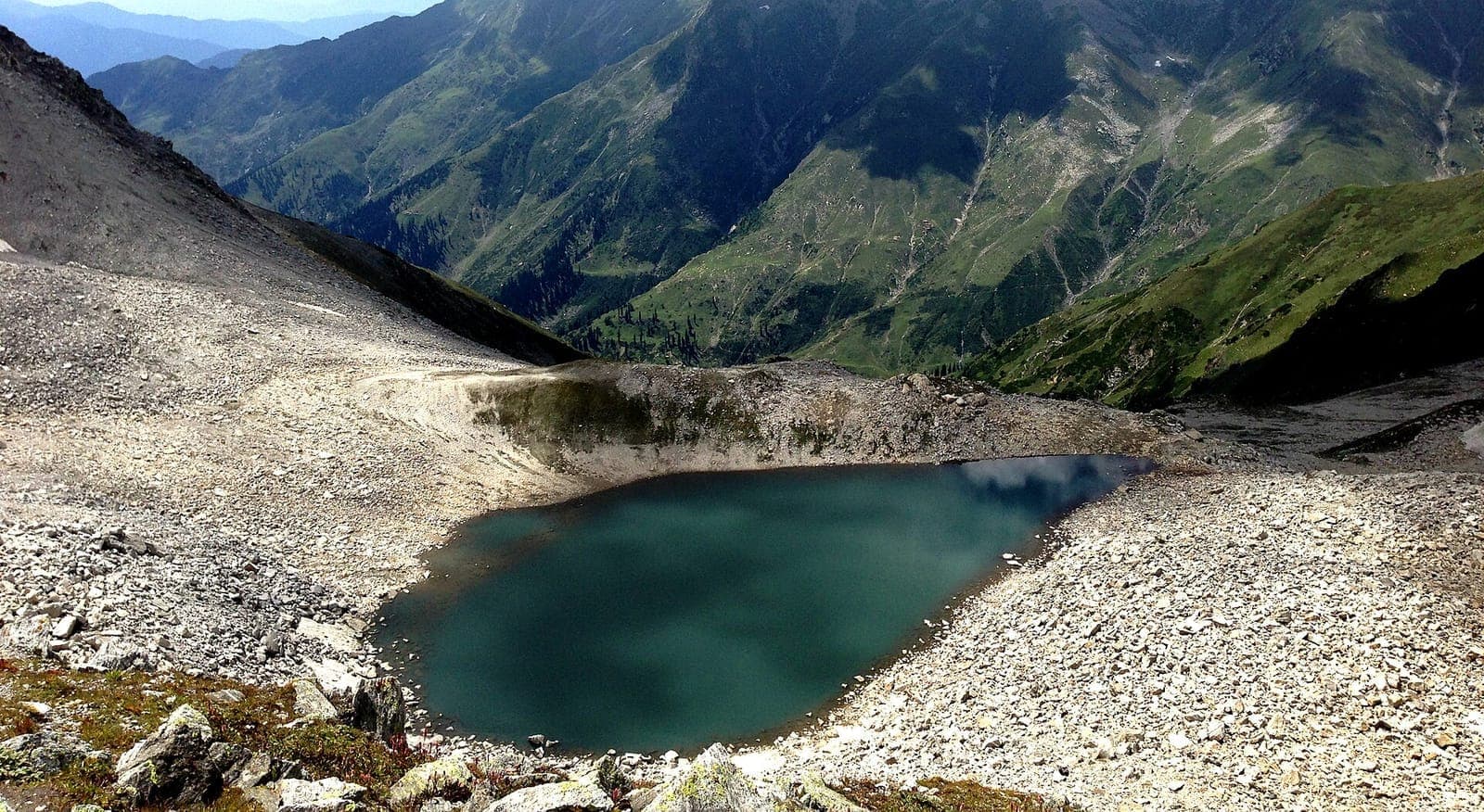 Ansoo Lake