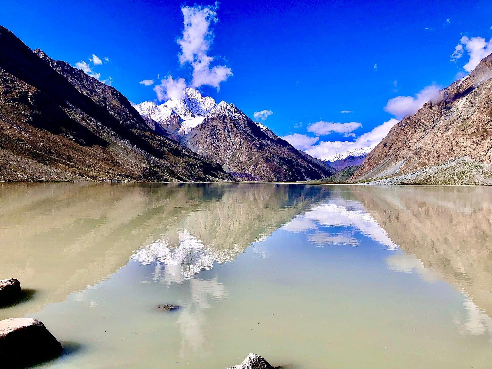 Bashqar Gol Lake, Laspur