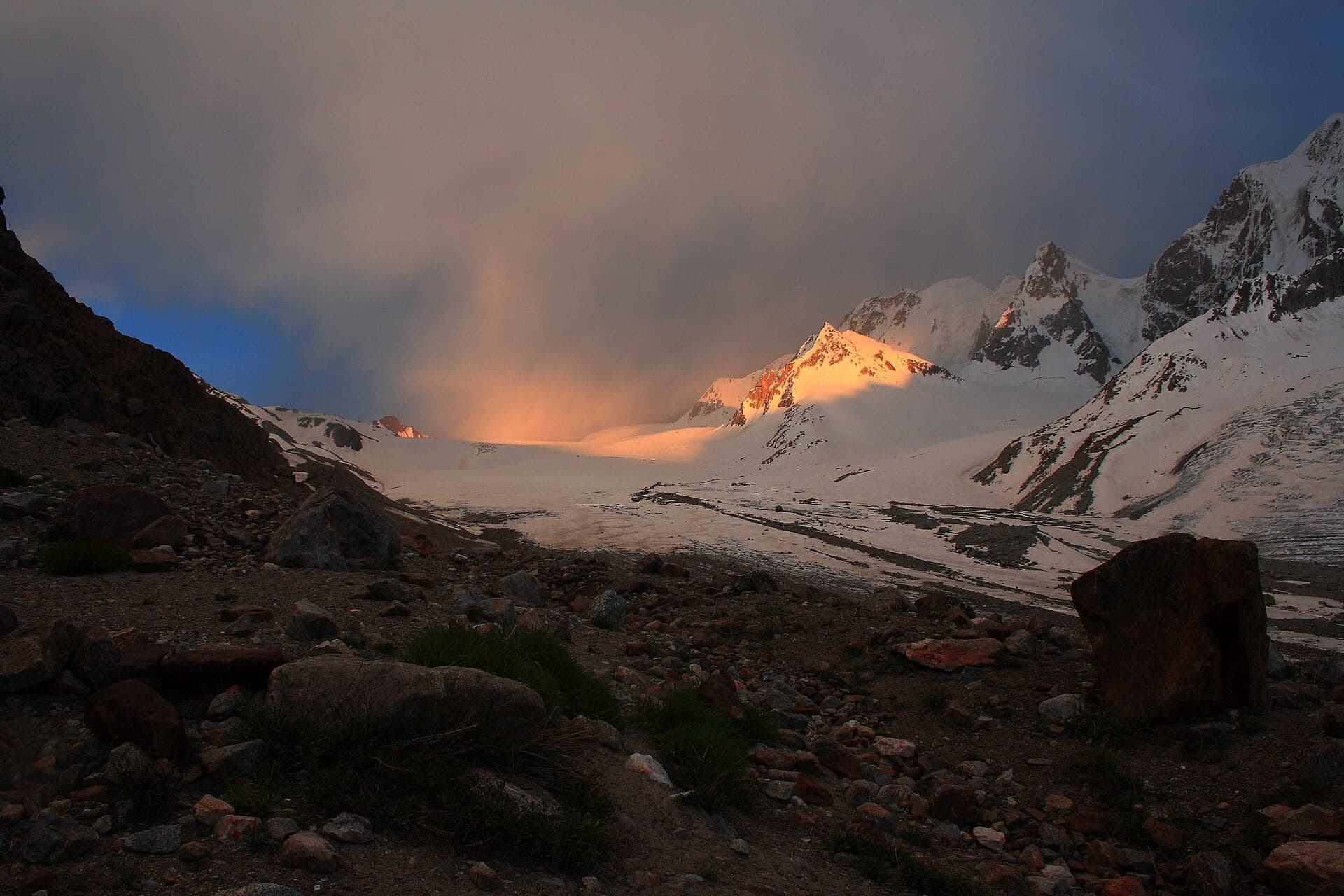 Darkot Pass