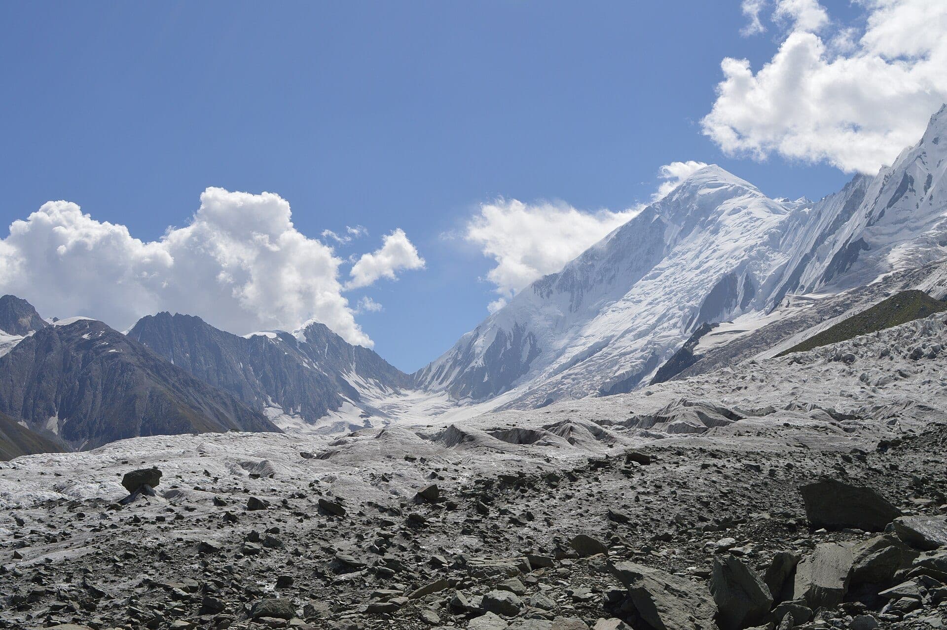 Diran Peak