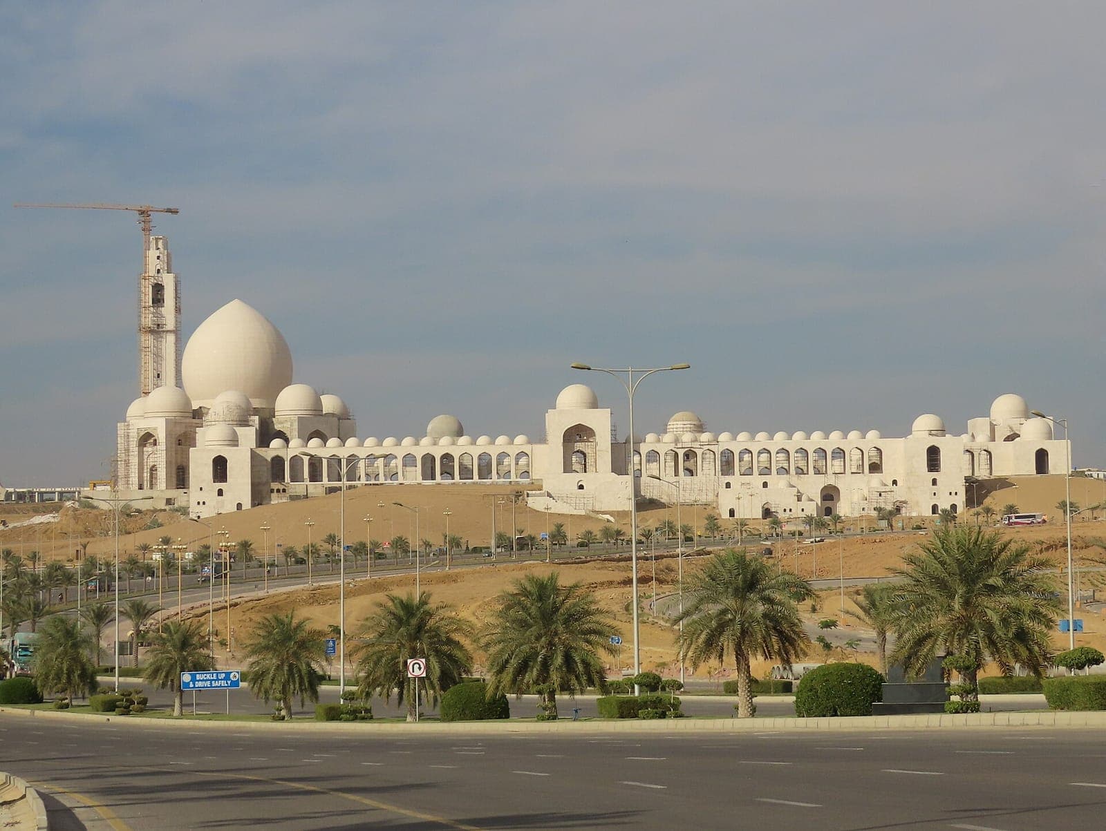 Grand Jamia Mosque, Karachi
