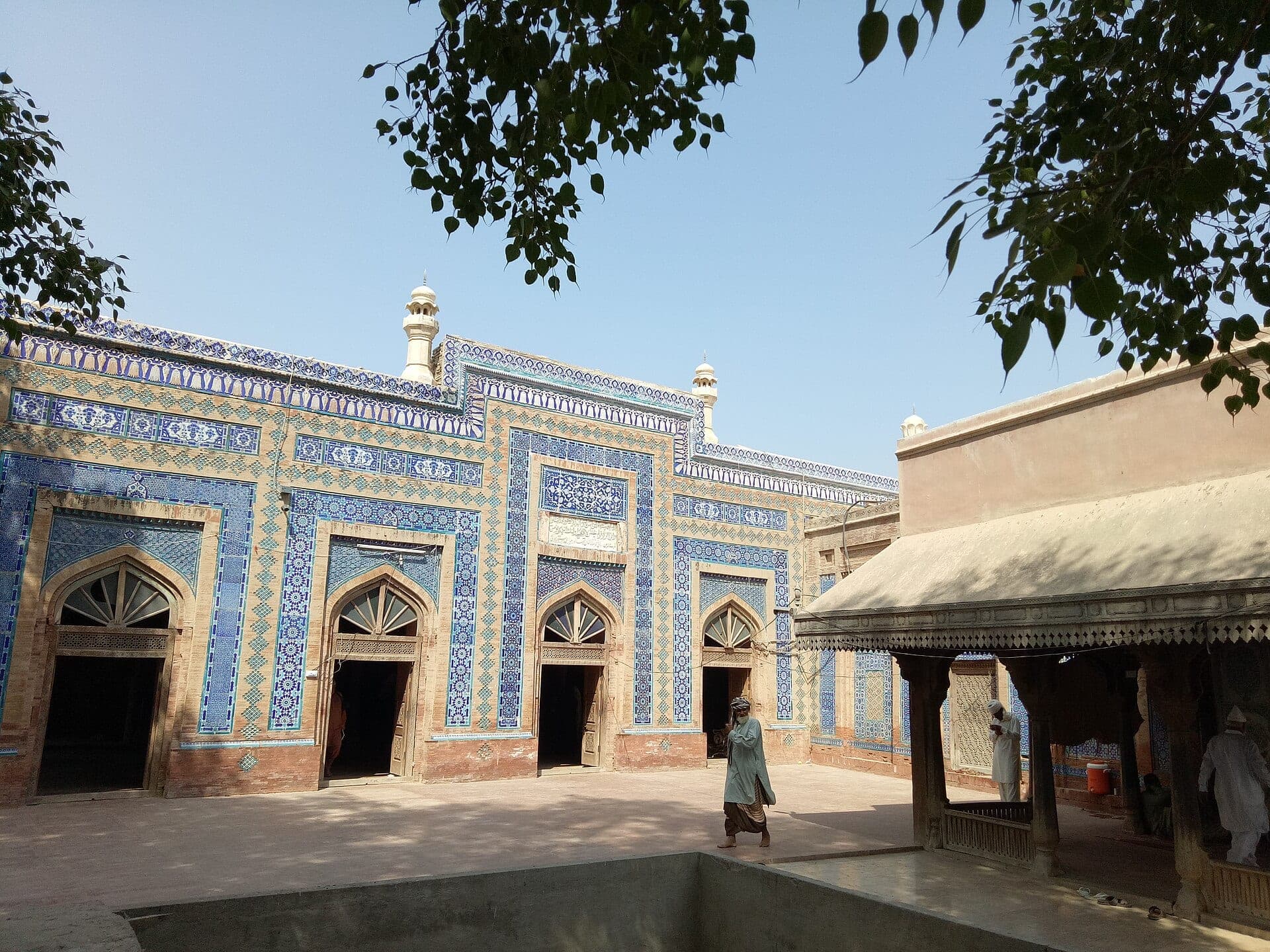 Shrine of Jalaluddin Surkh-Posh Bukhari, Uch