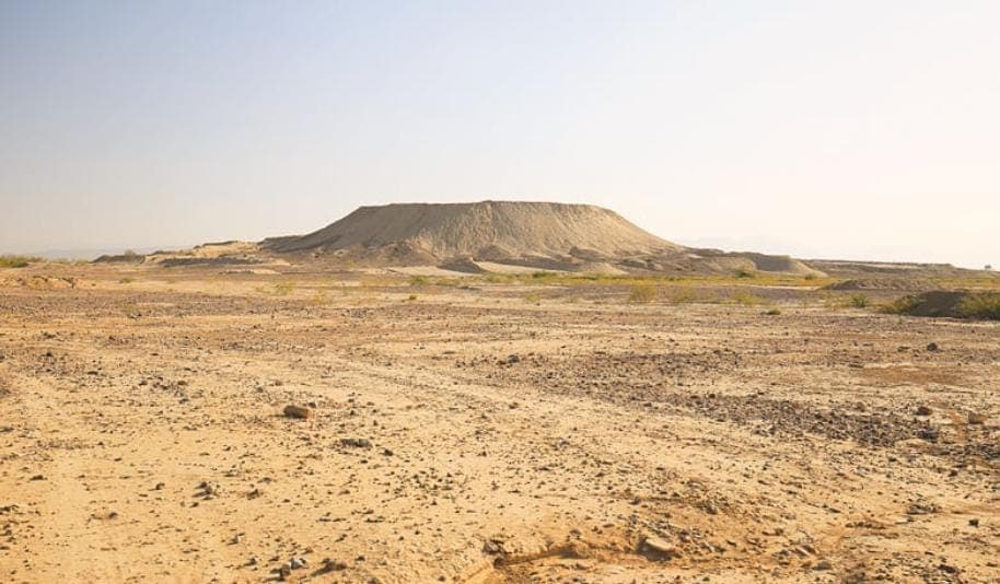Shar Ghali Buddhist Mounds, Duki
