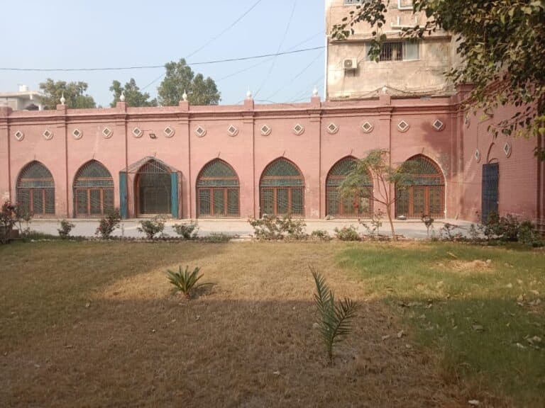 City Museum / Tajjar Building, Larkana